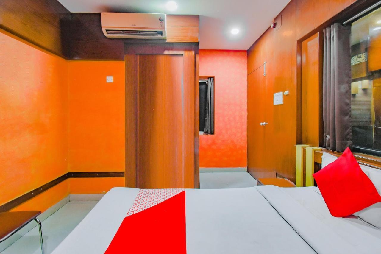 Oyo 78593 Nidhi International Asansol Luaran gambar