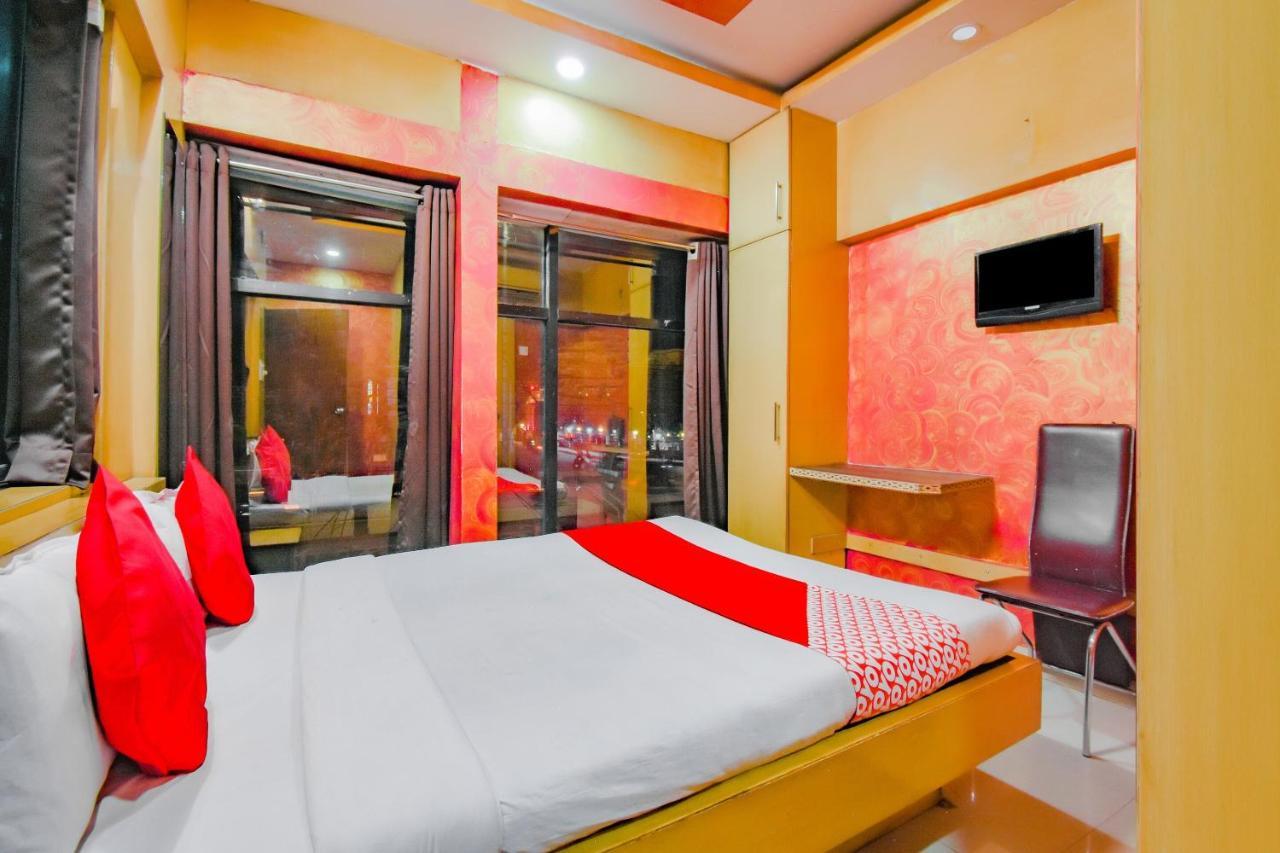 Oyo 78593 Nidhi International Asansol Luaran gambar