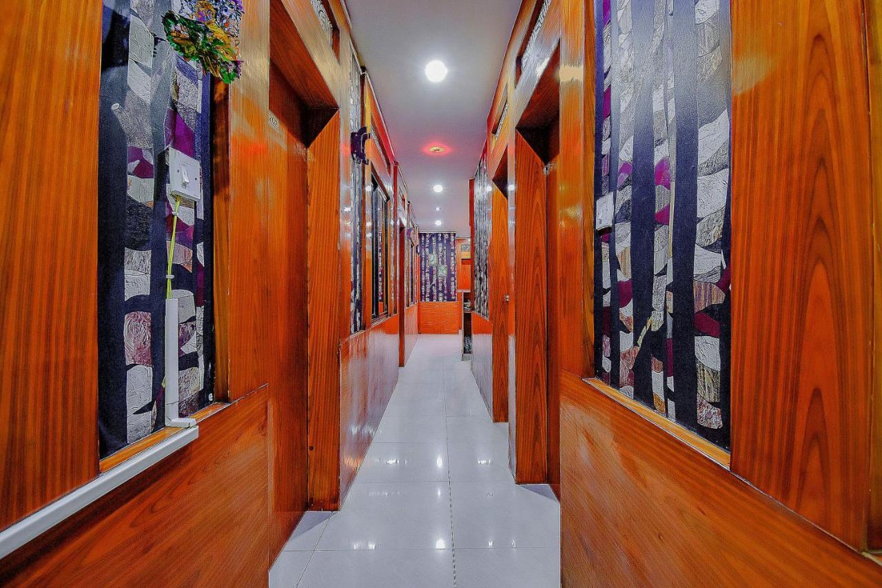 Oyo 78593 Nidhi International Asansol Luaran gambar